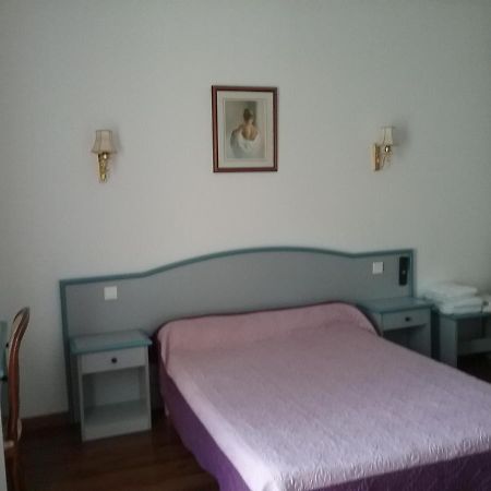 Manoir De Gravezon Bed & Breakfast Lunas  Екстериор снимка